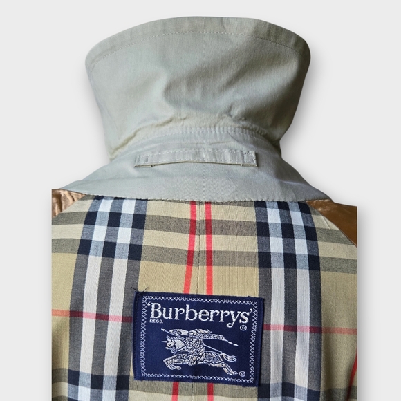 SOLD❤️Burberrys' 46 Mint Regular Mens Long Trench Coat Plaid Lined - Picture 10 of 15